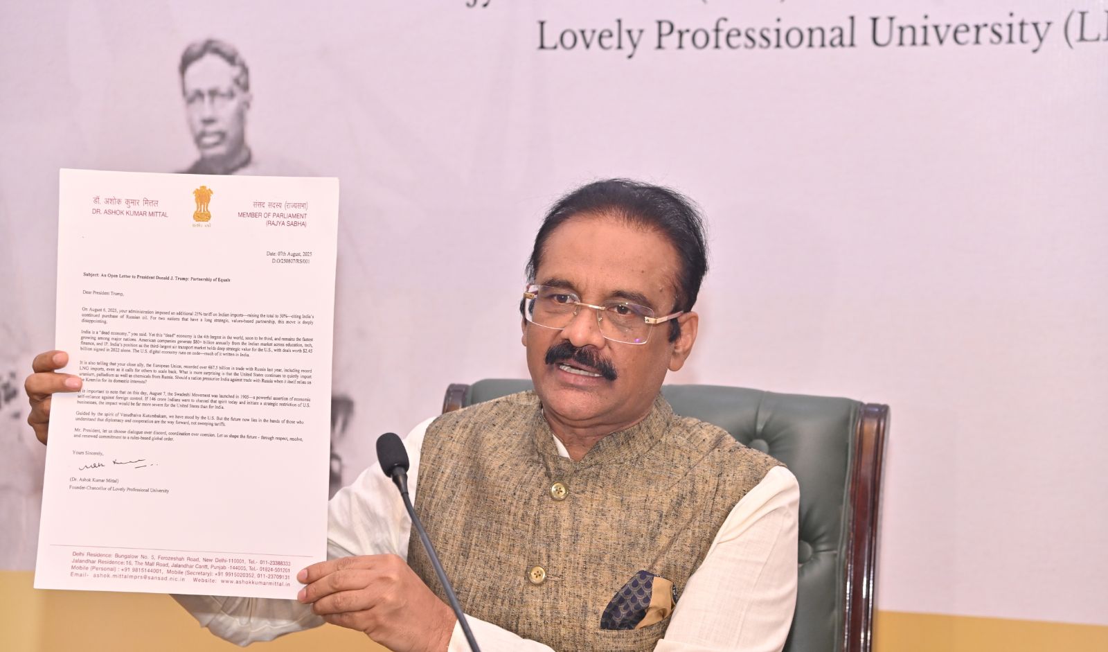 Swadeshi 2.0 From Khadi To iPhones India’s Made-In-India Revolution Powers Record Diwali Sales